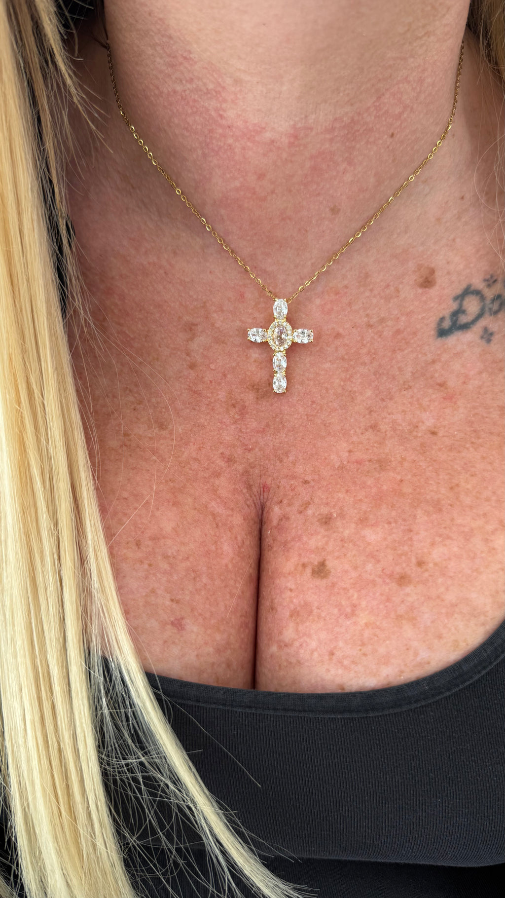 Collana Croce brillanti