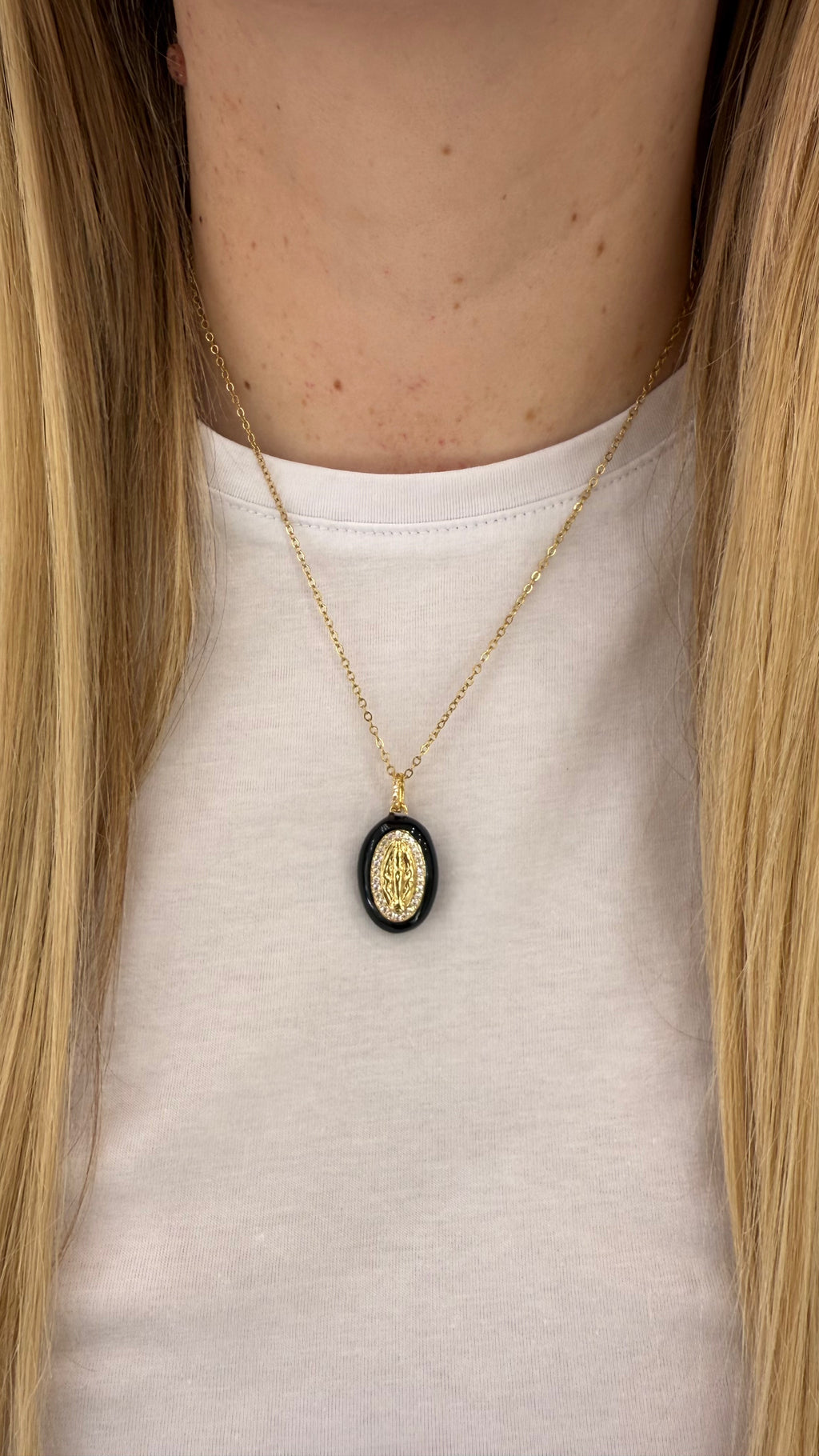 Collana Lourdes